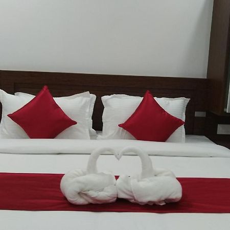 Dream Castle Hotel Munnar Buitenkant foto